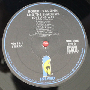 Robert Vaughn And The Shadows (5) : Love And War (LP)