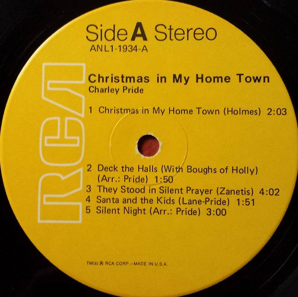 Charley Pride : Christmas In My Home Town (LP, Album, RE)