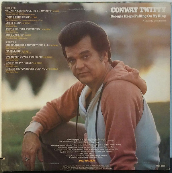 Conway Twitty : Georgia Keeps Pulling On My Ring (LP, Album)