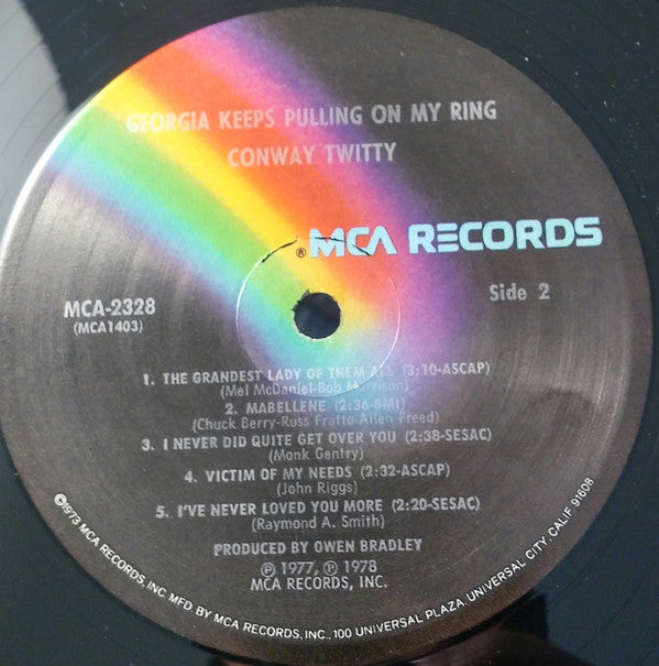 Conway Twitty : Georgia Keeps Pulling On My Ring (LP, Album)