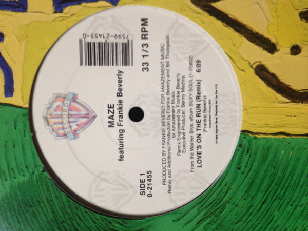 Maze Featuring Frankie Beverly : Love's On The Run (Remix) (12")