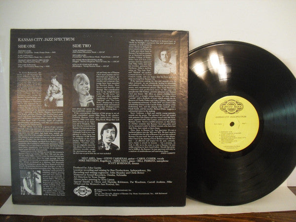 Milt Abel, Steve Cardenas, Carol J. Comer, Mike Metheny, Mike Ning, Bill Perkins, Scott Robinson (19) : Kansas City Jazz Spectrum (LP, Album, Comp)